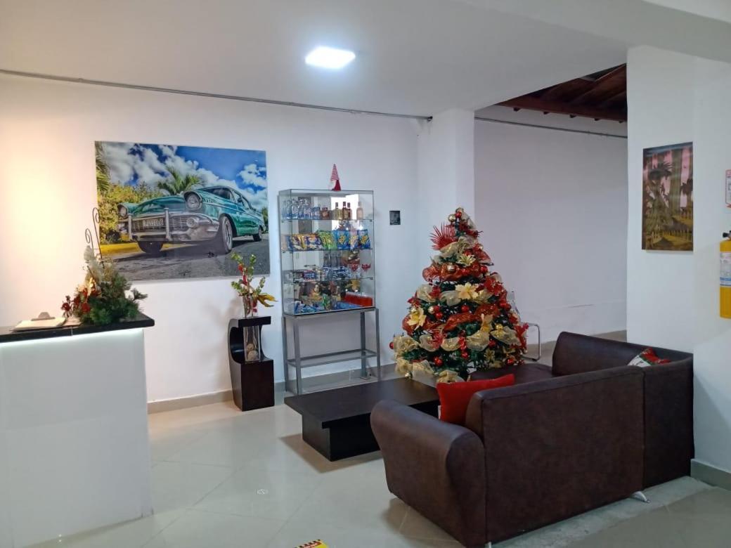 Hotel Brisas Medellin Luaran gambar