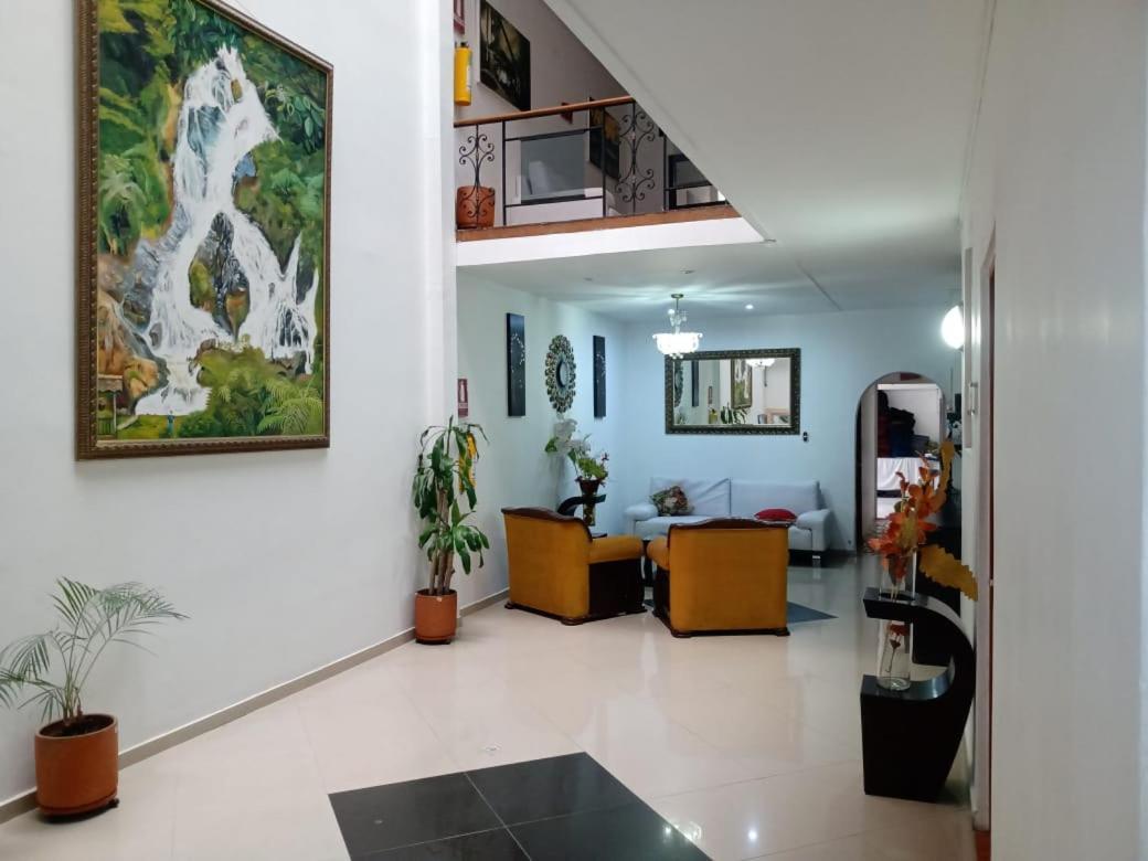 Hotel Brisas Medellin Luaran gambar