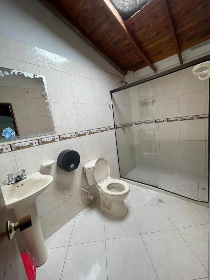 Hotel Brisas Medellin Luaran gambar