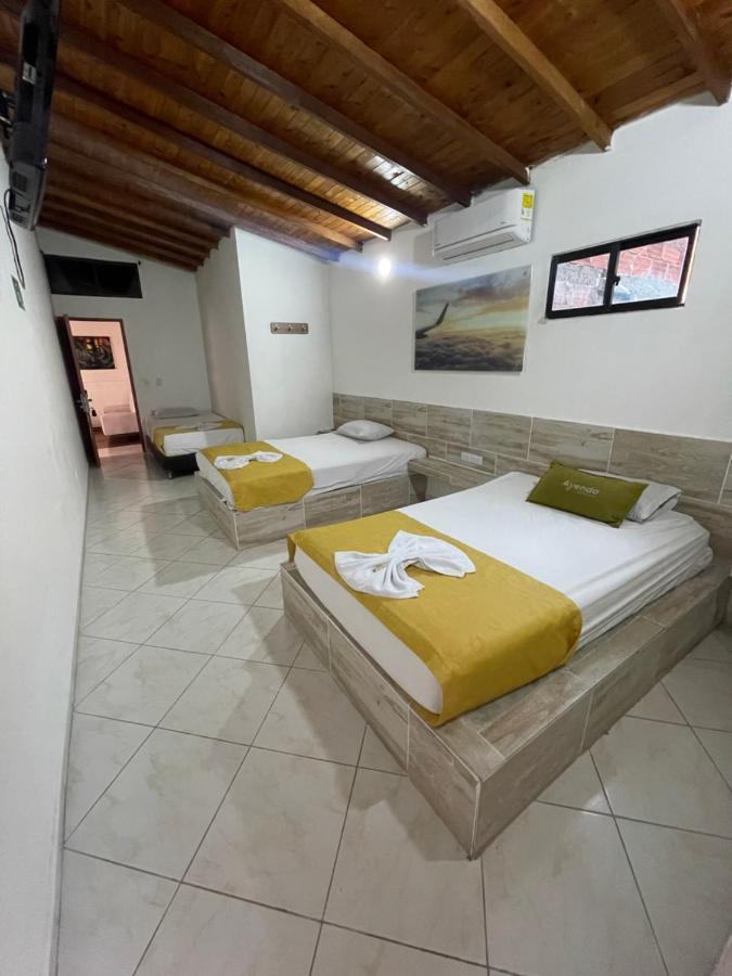 Hotel Brisas Medellin Luaran gambar