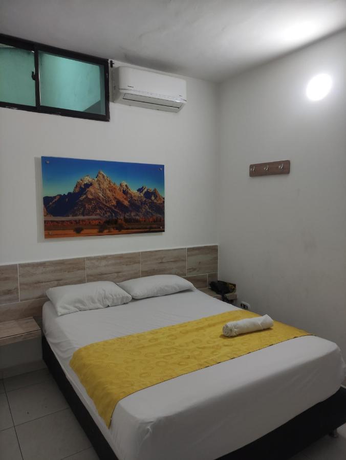 Hotel Brisas Medellin Luaran gambar