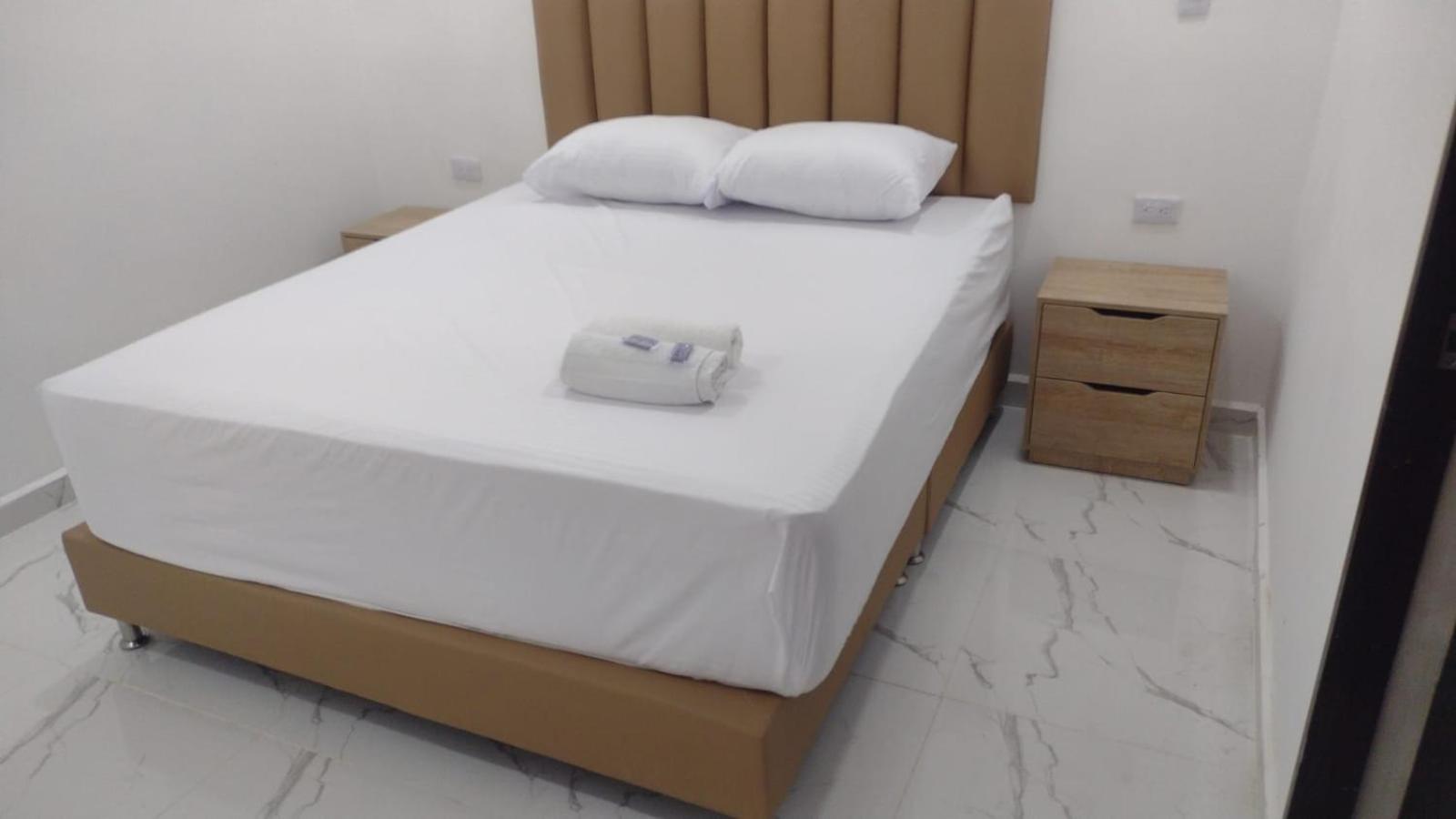 Hotel Brisas Medellin Luaran gambar